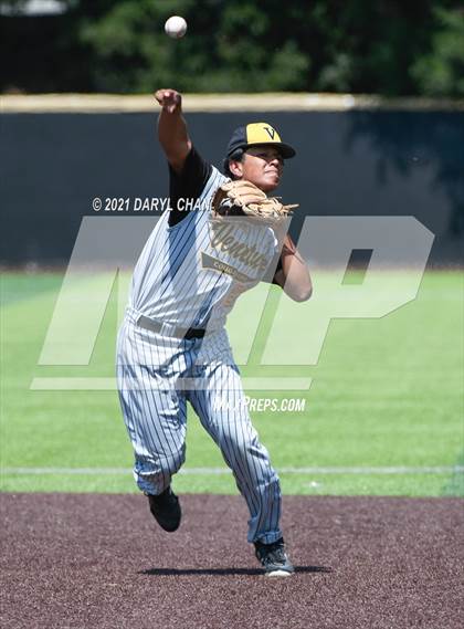 Thumbnail 3 in Ventura @ Flintridge Prep (CIF SS-D5 First Round) photogallery.