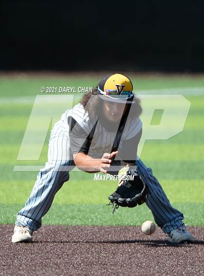 Thumbnail 3 in Ventura @ Flintridge Prep (CIF SS-D5 First Round) photogallery.