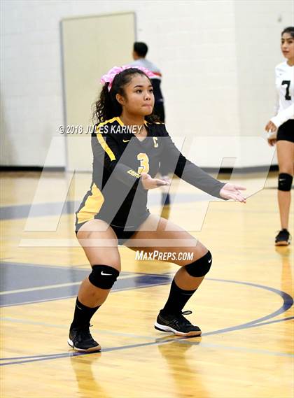Thumbnail 3 in Clark vs Bishop Gorman photogallery.