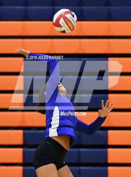 Thumbnail 3 in Clark vs Bishop Gorman photogallery.