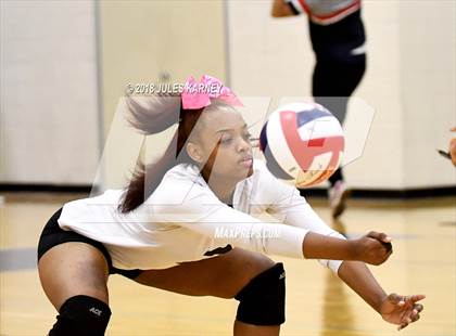 Thumbnail 2 in Clark vs Bishop Gorman photogallery.