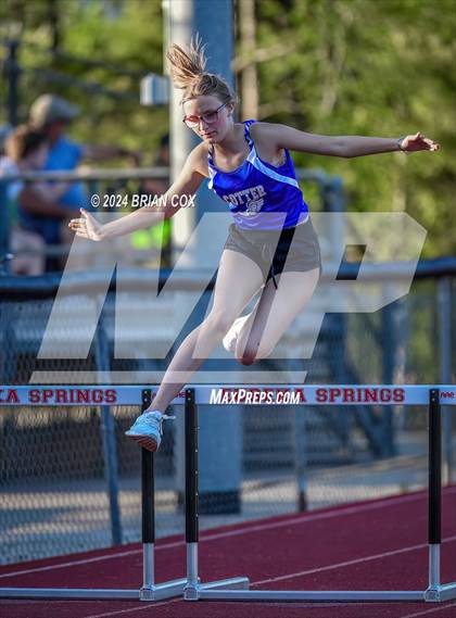 Thumbnail 1 in AAA 2A-1 District Meet (300 Meter Hurdles) photogallery.