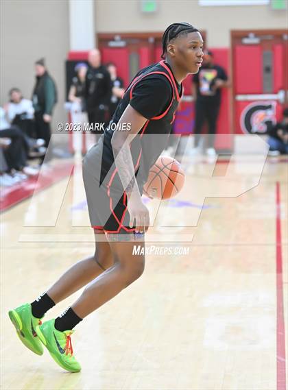 Thumbnail 2 in Basha vs. Coronado (Hoophall West Invitational) photogallery.