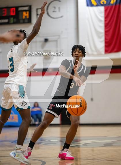 Thumbnail 1 in Trinity Christian vs. Atlantic Collegiate Academy (Dreamville Winter Showcase at Berean Academy) photogallery.