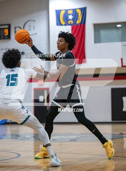 Thumbnail 1 in Trinity Christian vs. Atlantic Collegiate Academy (Dreamville Winter Showcase at Berean Academy) photogallery.