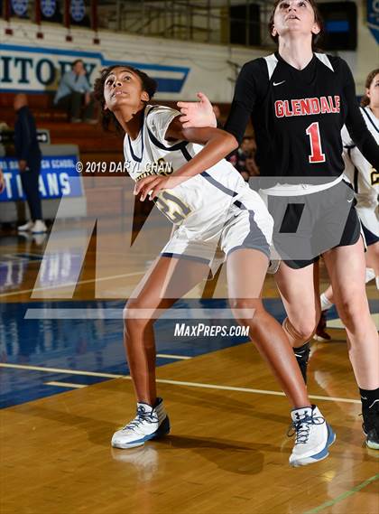 Thumbnail 1 in Campbell Hall vs Glendale (San Marino Tournament) photogallery.