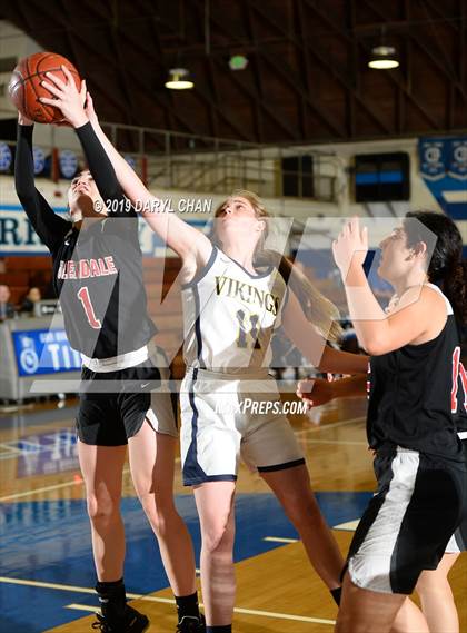 Thumbnail 1 in Campbell Hall vs Glendale (San Marino Tournament) photogallery.