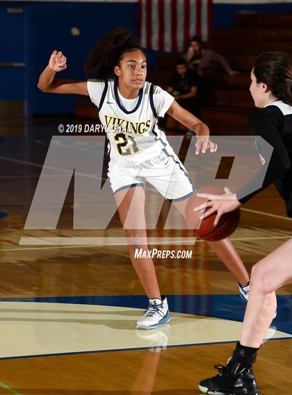 Thumbnail 3 in Campbell Hall vs Glendale (San Marino Tournament) photogallery.