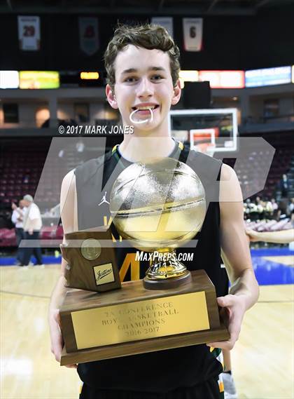 Thumbnail 2 in Gilbert Christian vs.Alchesay (AIA 2A Final Awards Photos) photogallery.