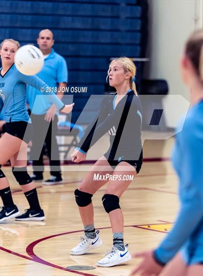 Thumbnail 3 in Buena @ Oxnard photogallery.