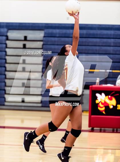 Thumbnail 3 in Buena @ Oxnard photogallery.