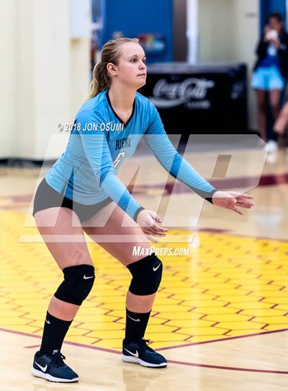 Thumbnail 3 in Buena @ Oxnard photogallery.