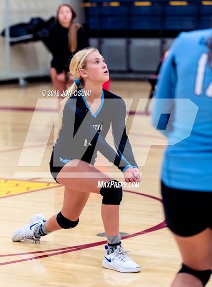 Thumbnail 3 in Buena @ Oxnard photogallery.