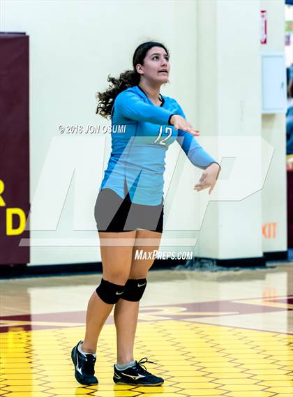 Thumbnail 3 in Buena @ Oxnard photogallery.