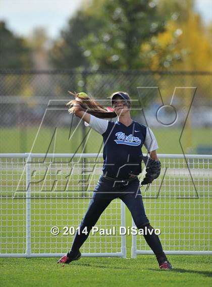 Thumbnail 1 in Valor Christian vs. Frederick (CHSAA 4A State Final) photogallery.