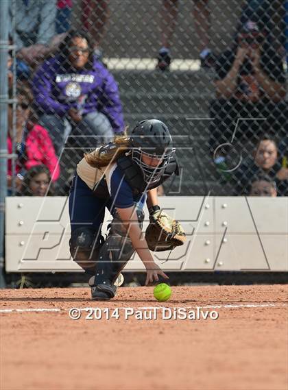 Thumbnail 2 in Valor Christian vs. Frederick (CHSAA 4A State Final) photogallery.