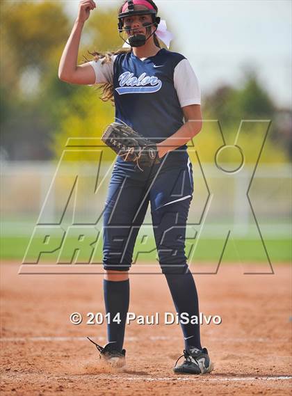 Thumbnail 1 in Valor Christian vs. Frederick (CHSAA 4A State Final) photogallery.