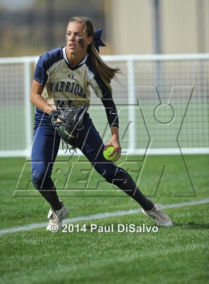 Thumbnail 3 in Valor Christian vs. Frederick (CHSAA 4A State Final) photogallery.