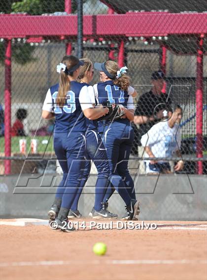Thumbnail 3 in Valor Christian vs. Frederick (CHSAA 4A State Final) photogallery.