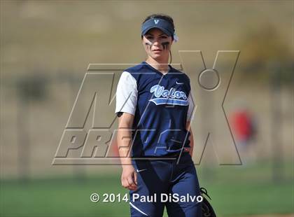 Thumbnail 3 in Valor Christian vs. Frederick (CHSAA 4A State Final) photogallery.