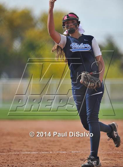 Thumbnail 1 in Valor Christian vs. Frederick (CHSAA 4A State Final) photogallery.