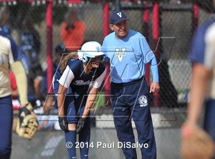 Thumbnail 3 in Valor Christian vs. Frederick (CHSAA 4A State Final) photogallery.