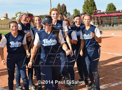 Thumbnail 2 in Valor Christian vs. Frederick (CHSAA 4A State Final) photogallery.