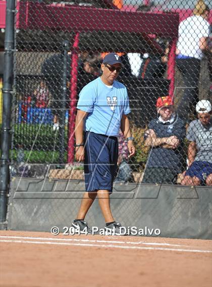 Thumbnail 1 in Valor Christian vs. Frederick (CHSAA 4A State Final) photogallery.