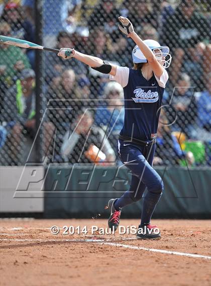 Thumbnail 2 in Valor Christian vs. Frederick (CHSAA 4A State Final) photogallery.