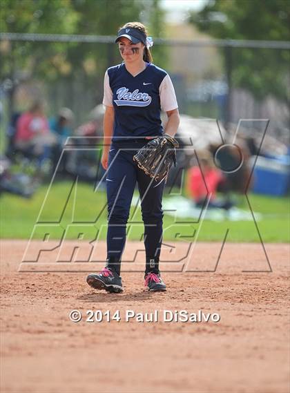 Thumbnail 2 in Valor Christian vs. Frederick (CHSAA 4A State Final) photogallery.
