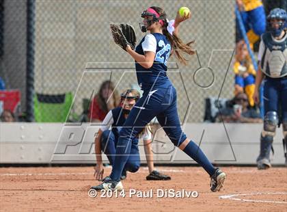 Thumbnail 2 in Valor Christian vs. Frederick (CHSAA 4A State Final) photogallery.