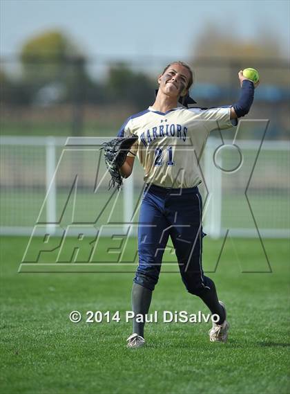 Thumbnail 2 in Valor Christian vs. Frederick (CHSAA 4A State Final) photogallery.