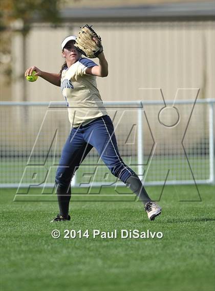 Thumbnail 2 in Valor Christian vs. Frederick (CHSAA 4A State Final) photogallery.