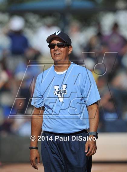 Thumbnail 2 in Valor Christian vs. Frederick (CHSAA 4A State Final) photogallery.