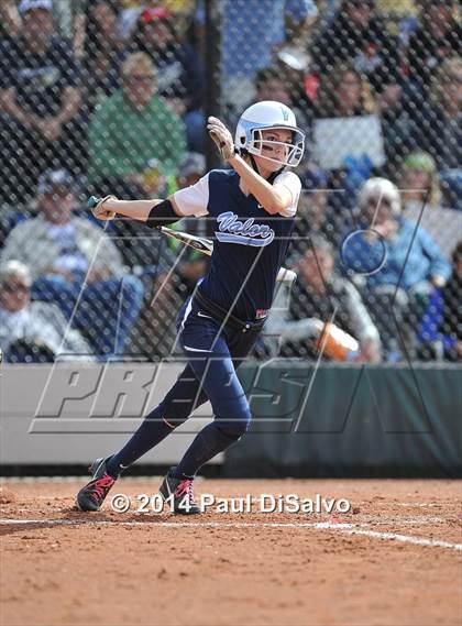 Thumbnail 3 in Valor Christian vs. Frederick (CHSAA 4A State Final) photogallery.