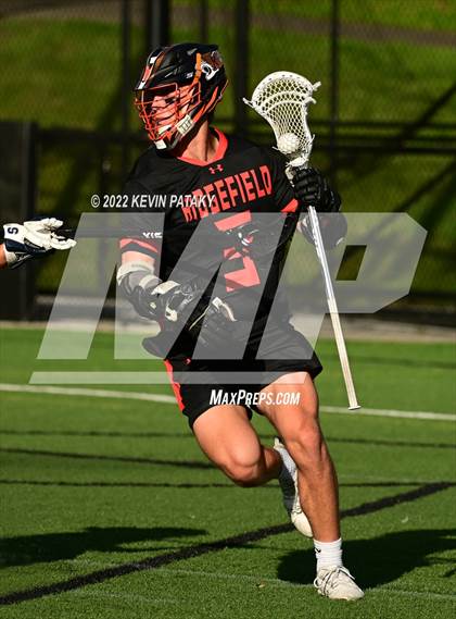 Thumbnail 3 in Ridgefield vs. Staples (CIAC Class L Semifinal) photogallery.