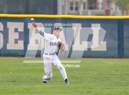 Thumbnail 3 in Rocky Mountain vs Grandview (CHSAA 5A Regional Playoff) photogallery.