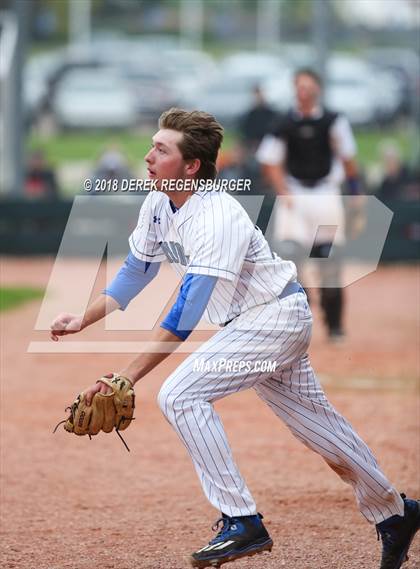 Thumbnail 3 in Rocky Mountain vs Grandview (CHSAA 5A Regional Playoff) photogallery.