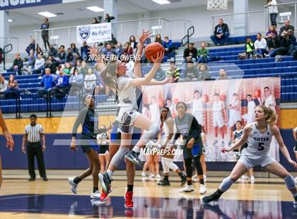 Thumbnail 1 in Guyer vs. Hebron (UIL 6A Bi-District Playoff) photogallery.