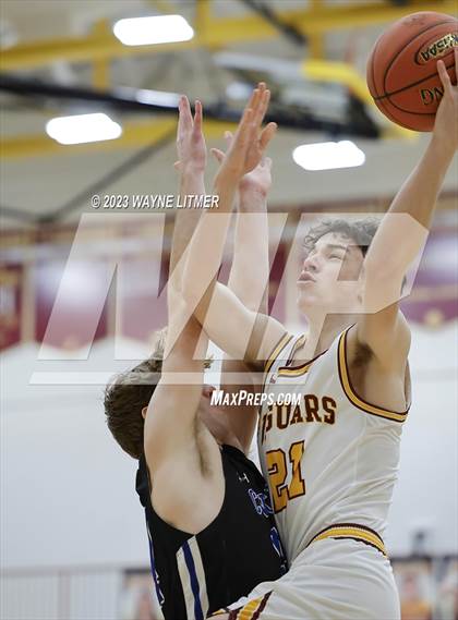 Thumbnail 2 in Covington Catholic @ Cooper photogallery.