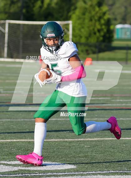 Thumbnail 2 in William Floyd vs Center Moriches photogallery.