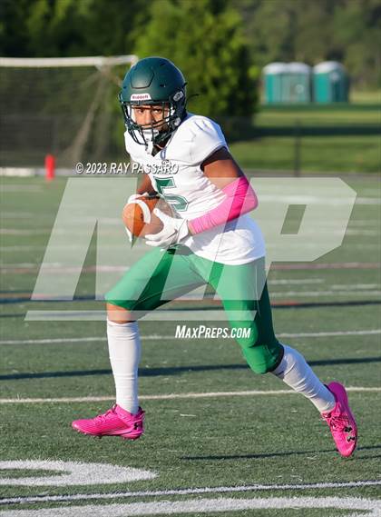 Thumbnail 3 in William Floyd vs Center Moriches photogallery.