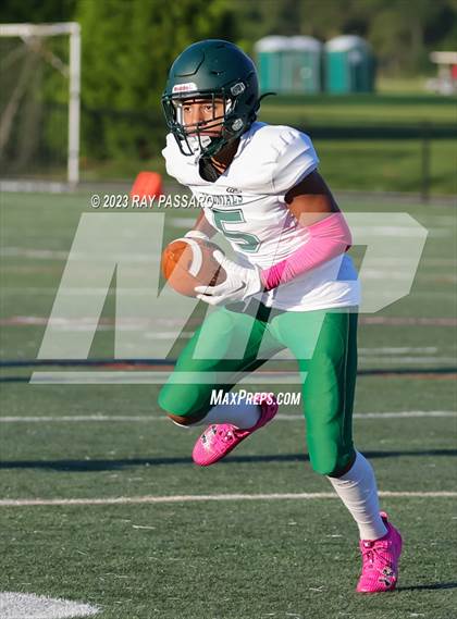 Thumbnail 1 in William Floyd vs Center Moriches photogallery.
