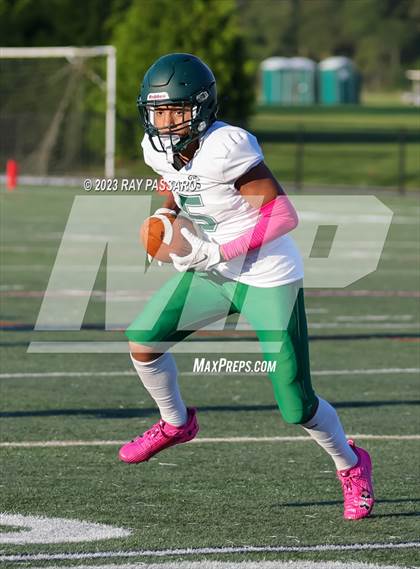 Thumbnail 2 in William Floyd vs Center Moriches photogallery.