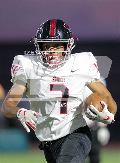Thumbnail 1 in Mustang @ Edmond North photogallery.
