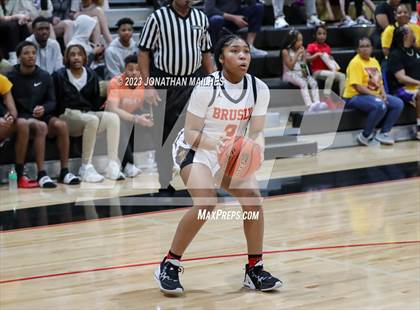 Thumbnail 2 in Jennings vs. Brusly (LHSAA Division II Non-Select Quarterfinal) photogallery.