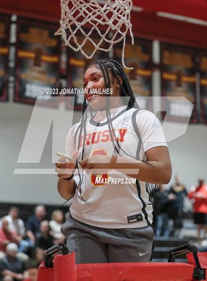 Thumbnail 1 in Jennings vs. Brusly (LHSAA Division II Non-Select Quarterfinal) photogallery.