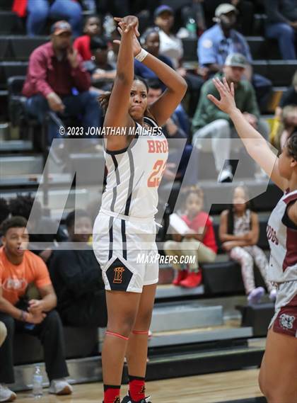 Thumbnail 1 in Jennings vs. Brusly (LHSAA Division II Non-Select Quarterfinal) photogallery.
