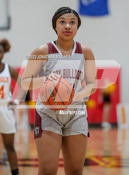 Thumbnail 3 in Jennings vs. Brusly (LHSAA Division II Non-Select Quarterfinal) photogallery.