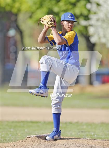 Thumbnail 2 in Clemente @ Jones (Chicago Public League 2nd Round Playoff) photogallery.